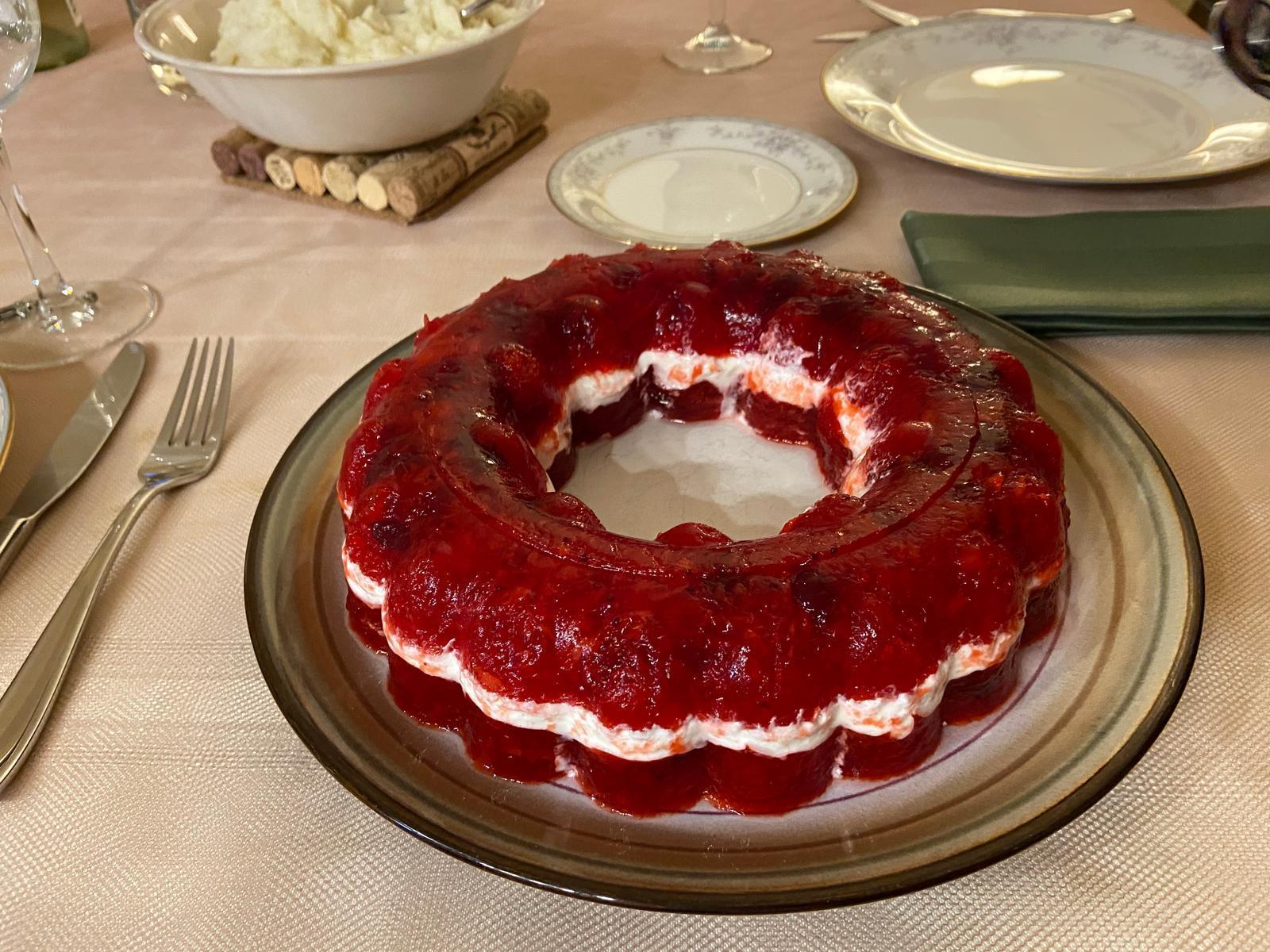 Cranberry Soufflé Salad - The Holiday Table Staple (Image Credits: Wikimedia)