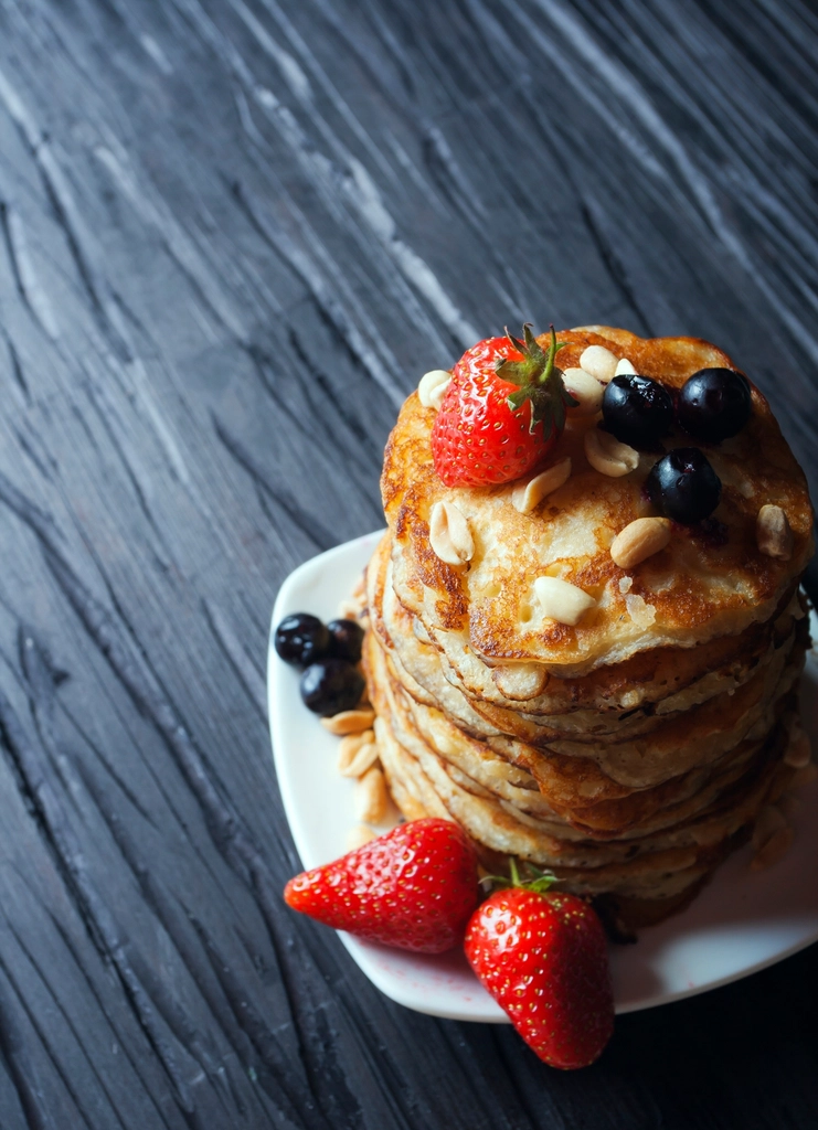 Pancakes: Weekend Morning Magic (image credits: rawpixel)