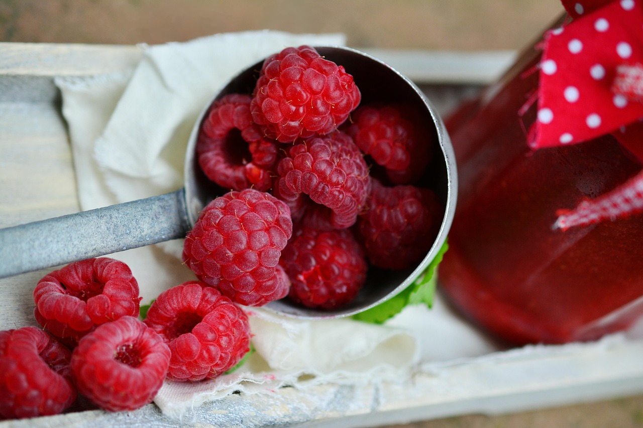 Raspberries: The Sweet Fiber Secret (image credits: pixabay)