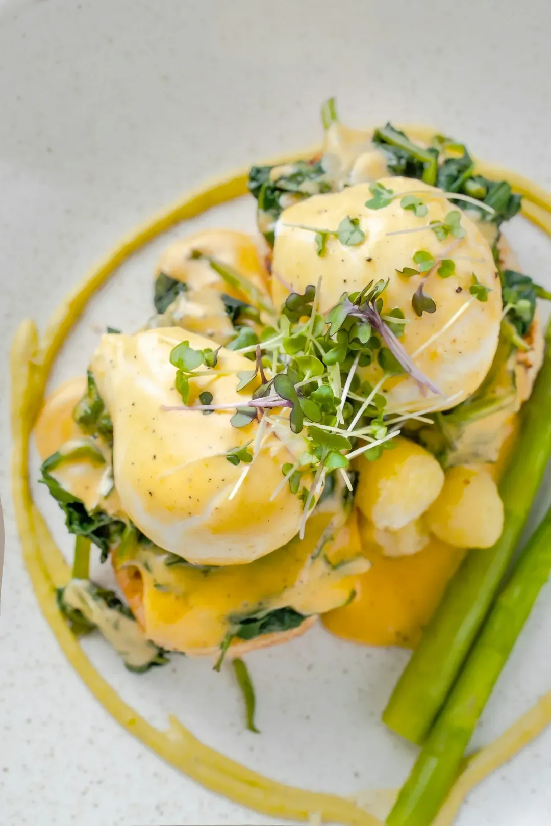 3. Hollandaise Sauce (and Eggs Benedict) (Image Credits: Unsplash)