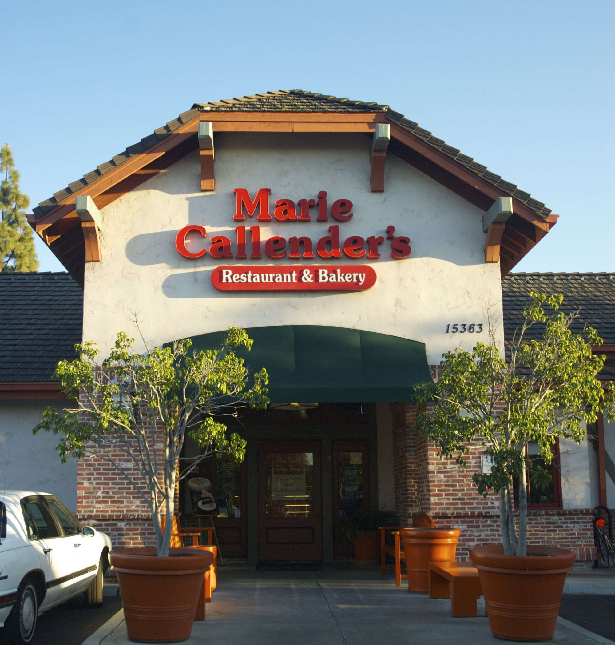 Marie Callender’s: Comfort Food with a Chemical Twist (image credits: wikimedia)