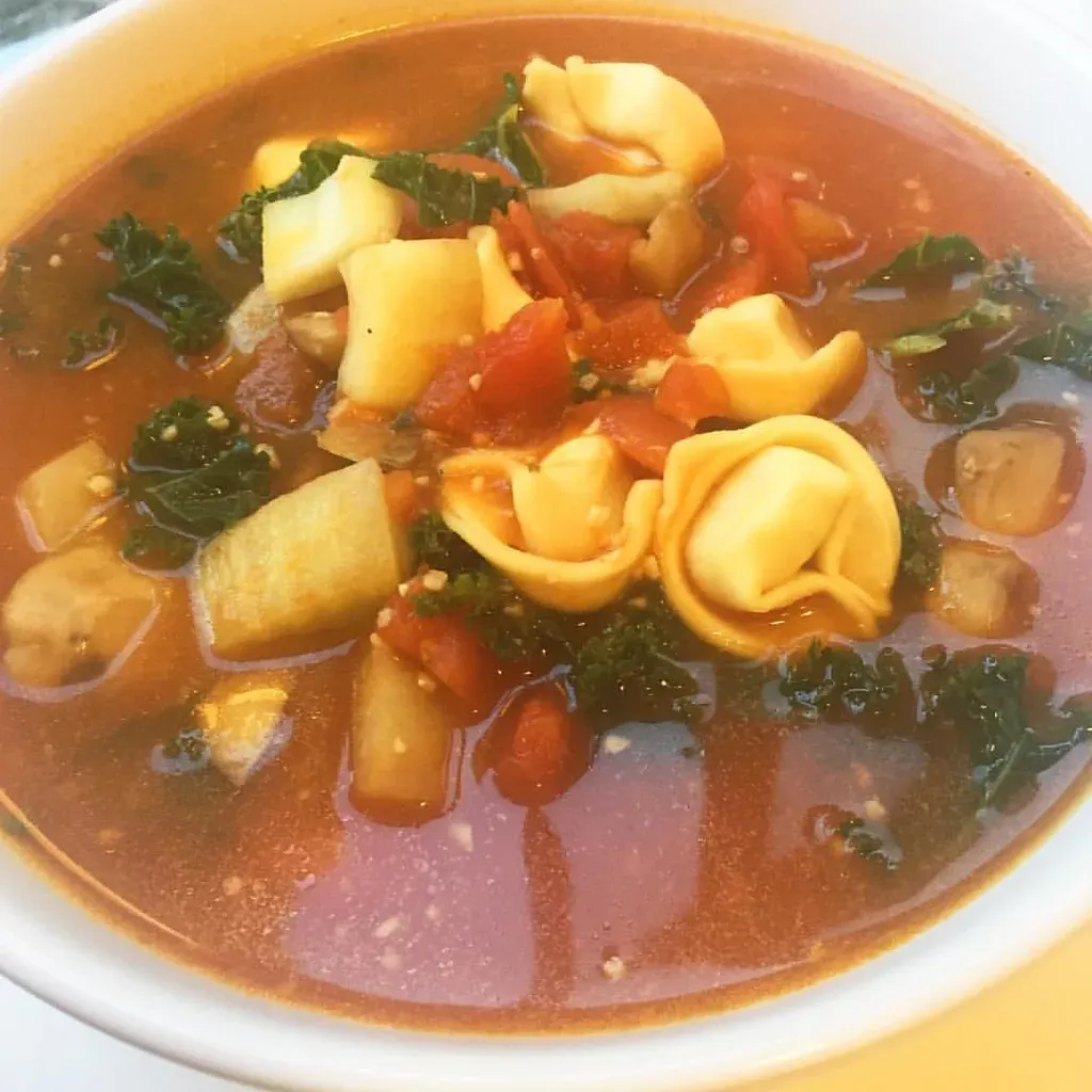 Tortellini Soup: Restaurant Quality in Half an Hour (veritatem, Flickr, CC BY 2.0)