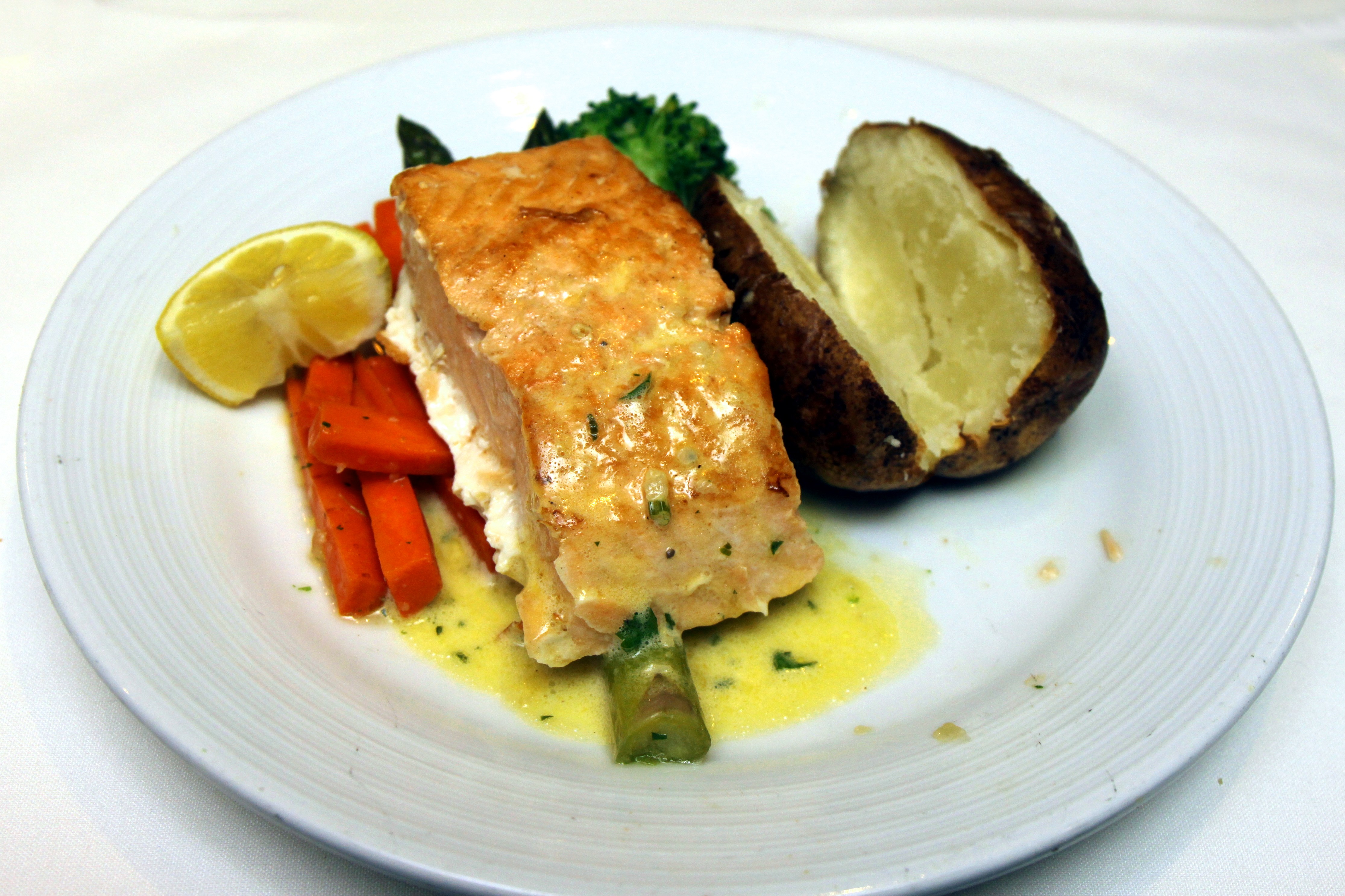 Fatty Fish: Salmon, Mackerel & Sardines (image credits: wikimedia)