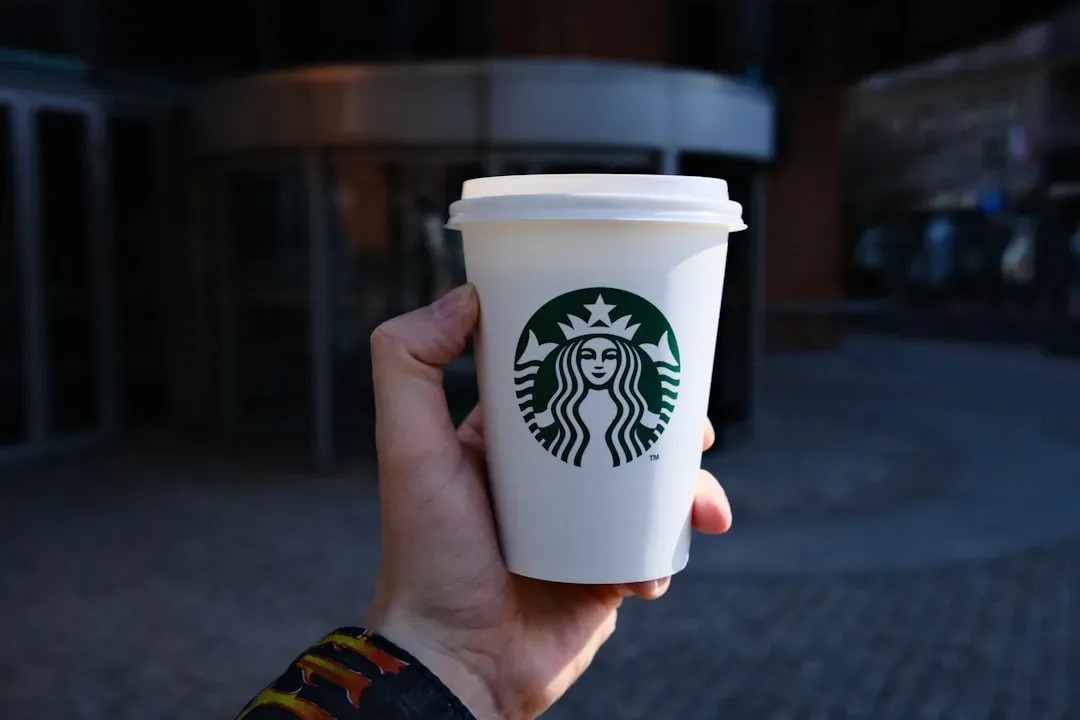 3. Starbucks: Free Nondairy Milk Swaps Across Every Drink (Image Credits: Unsplash)
