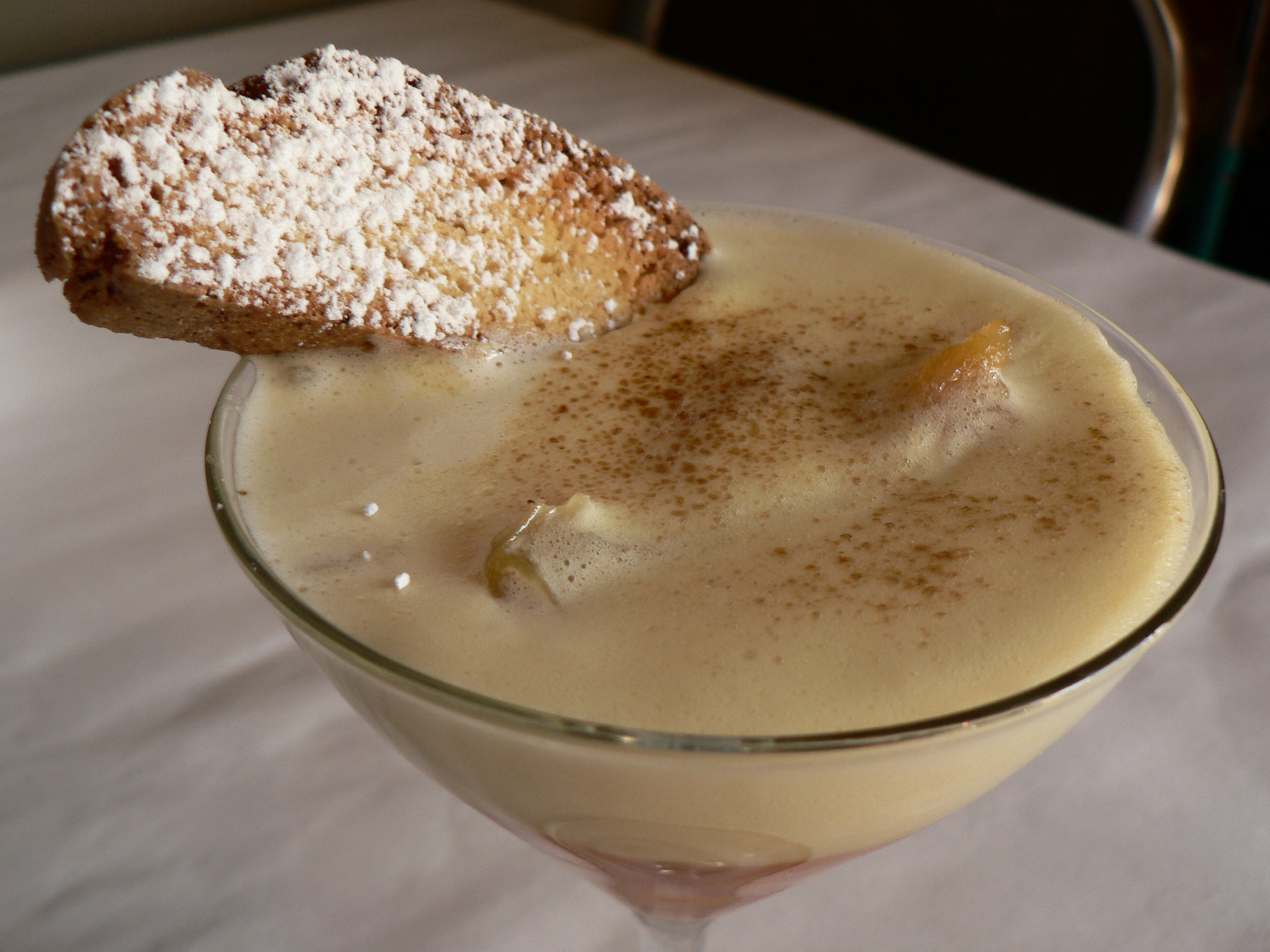 Zabaglione - The Wine-Kissed Cream Cloud (image credits: Flickr: local stone fruit, CC BY-SA 2.0, https://commons.wikimedia.org/w/index.php?curid=18858496)