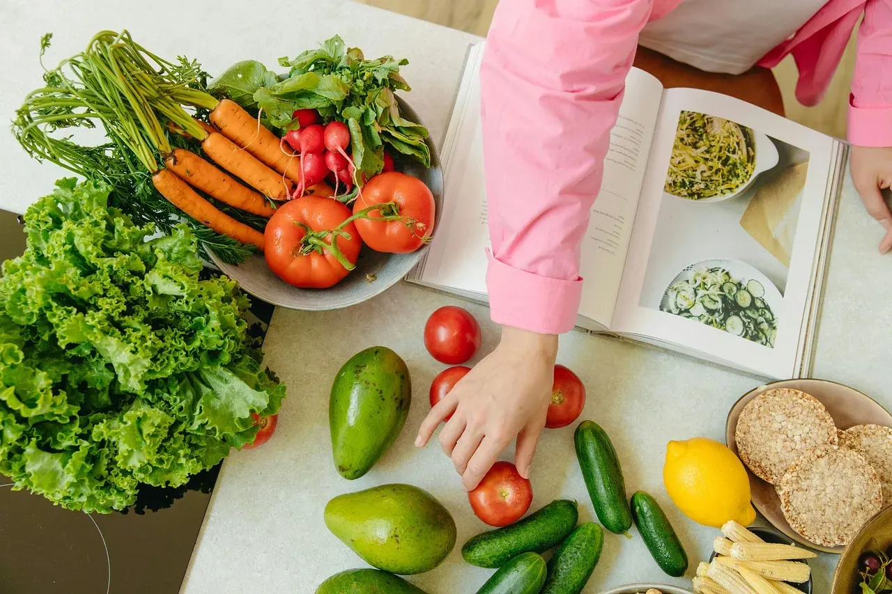 How Much Does Diet Actually Move the Needle? (Image Credits: Pixabay)