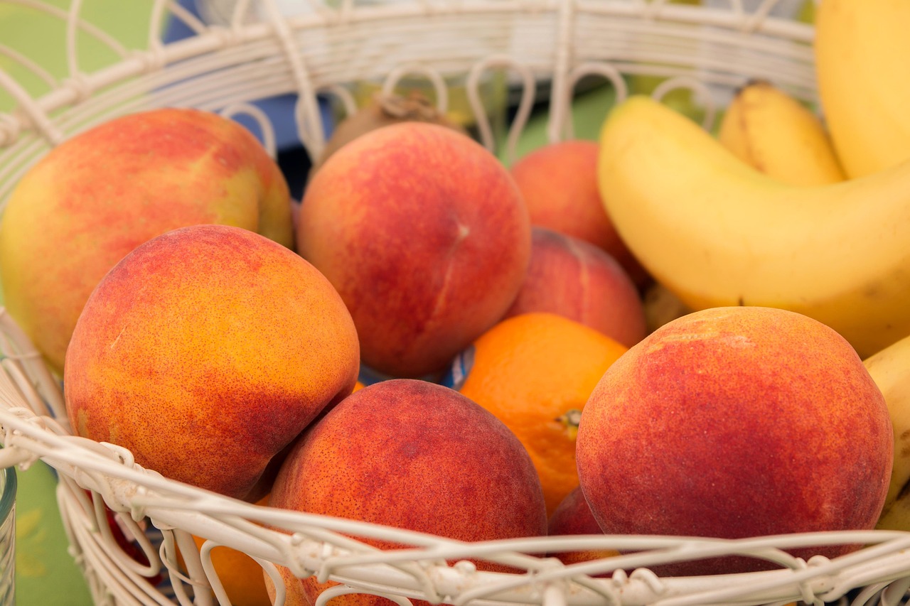 Peaches (image credits: pixabay)