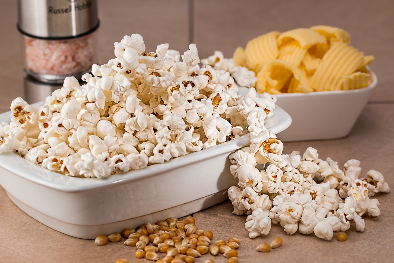 Popcorn: The Surprising Low-Calorie Filler (image credits: pixabay)