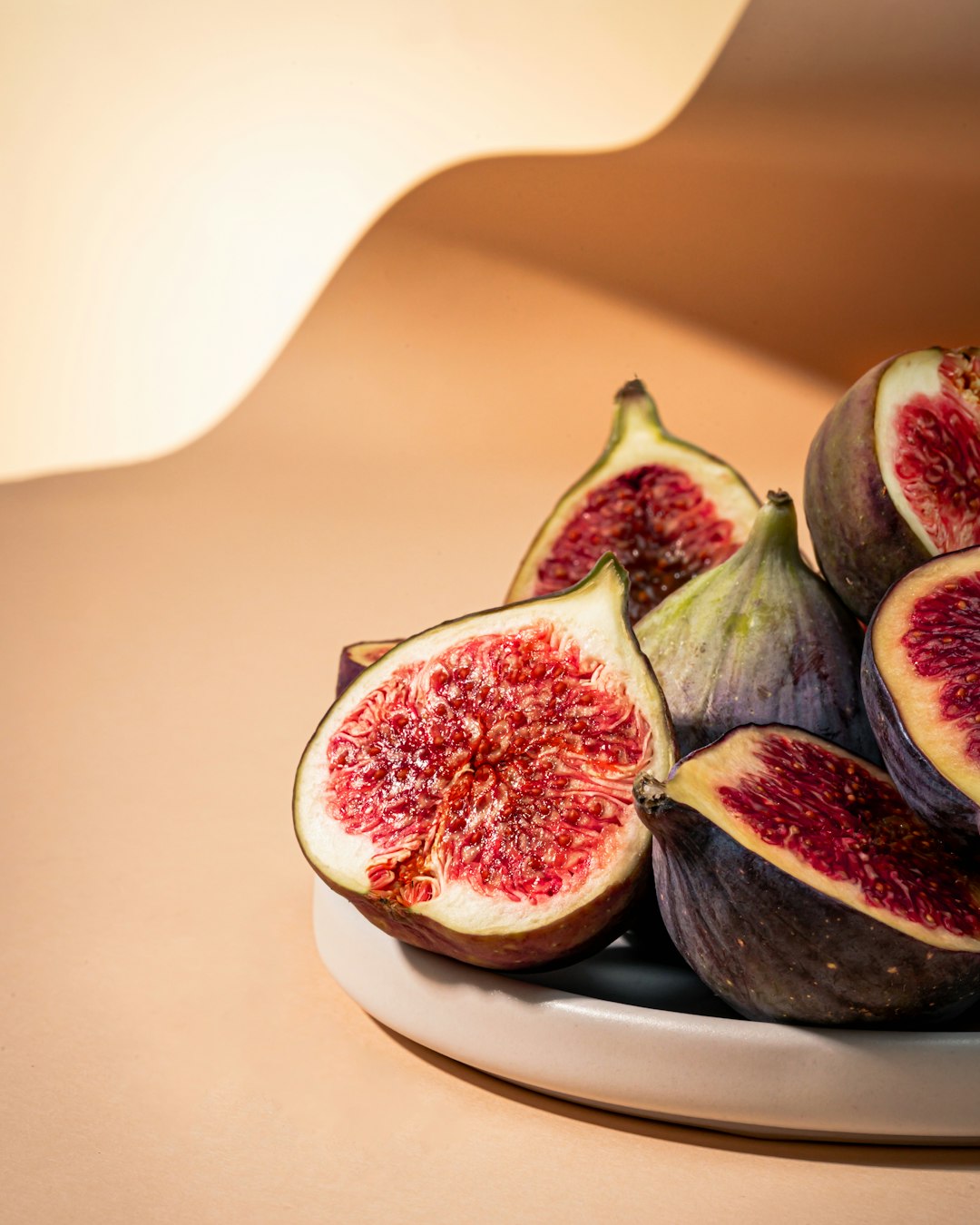 Figs (image credits: unsplash)