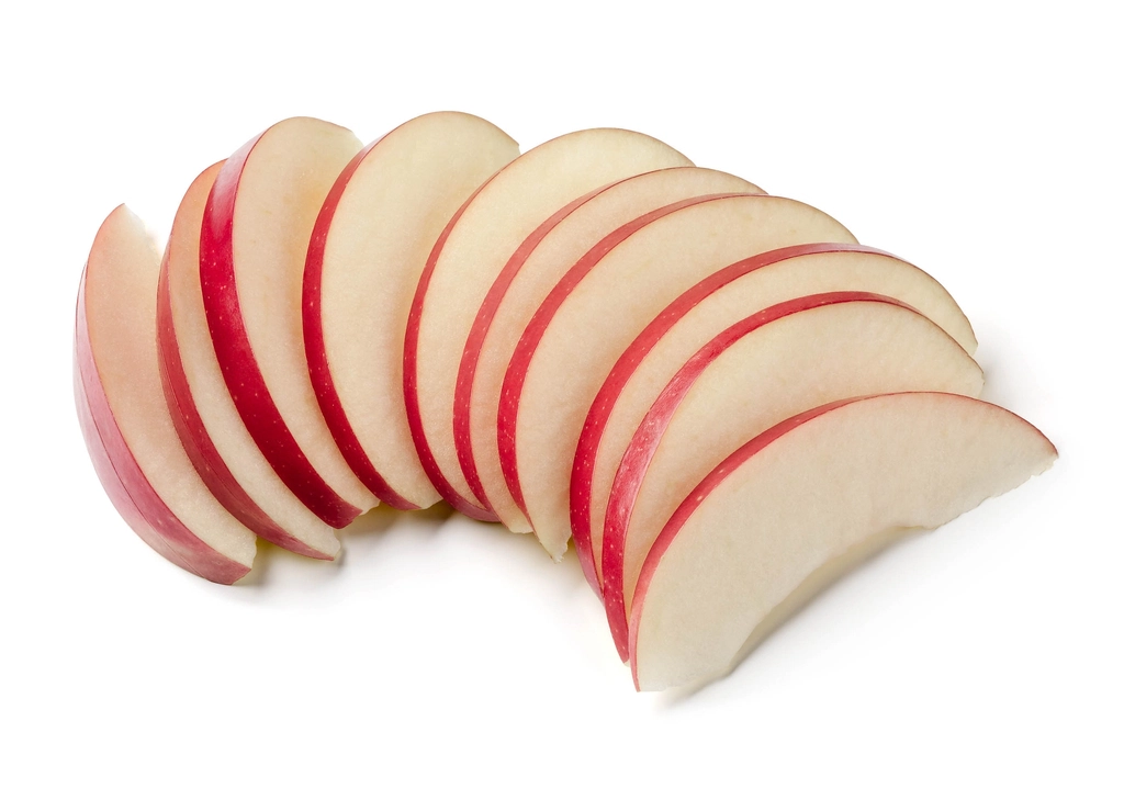 9. Apples: Crunchy, Portable, and Proven to Curb Hunger (image credits: rawpixel)