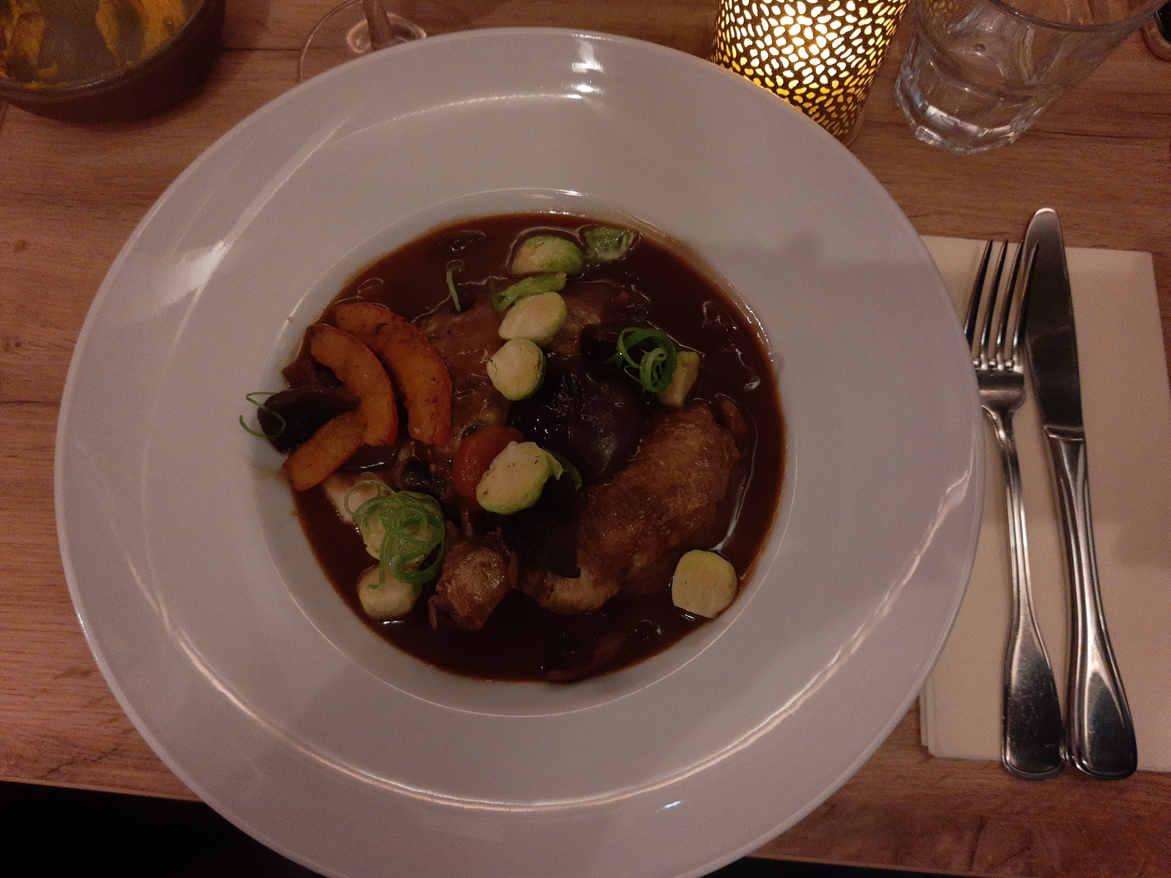 France: The Classic Comfort of Coq au Vin (image credits: wikimedia)