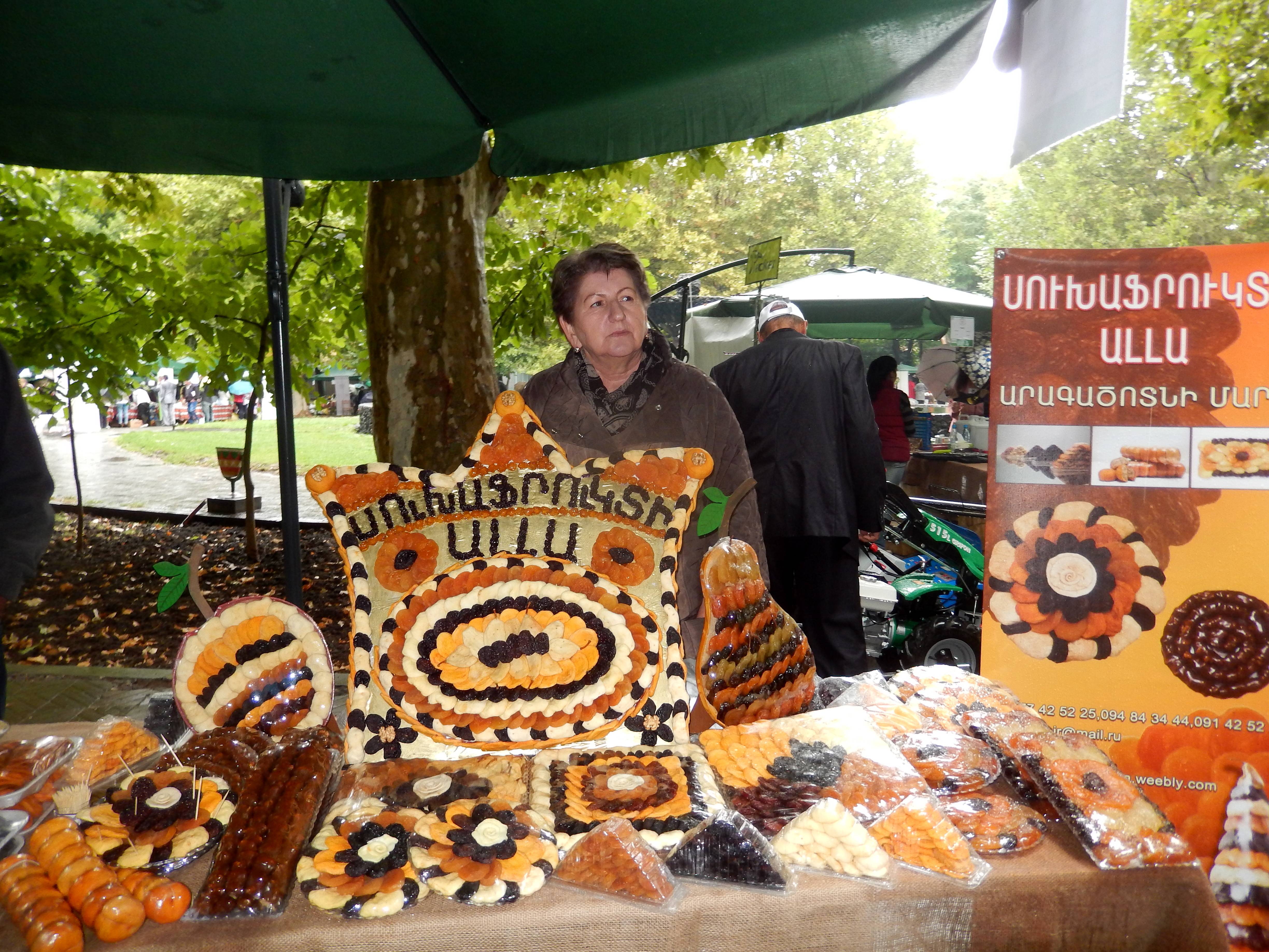 Meeting Consumer Demands for Health and Convenience (image credits: wikimedia)