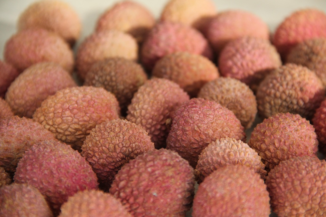 Lychees (image credits: pixabay)
