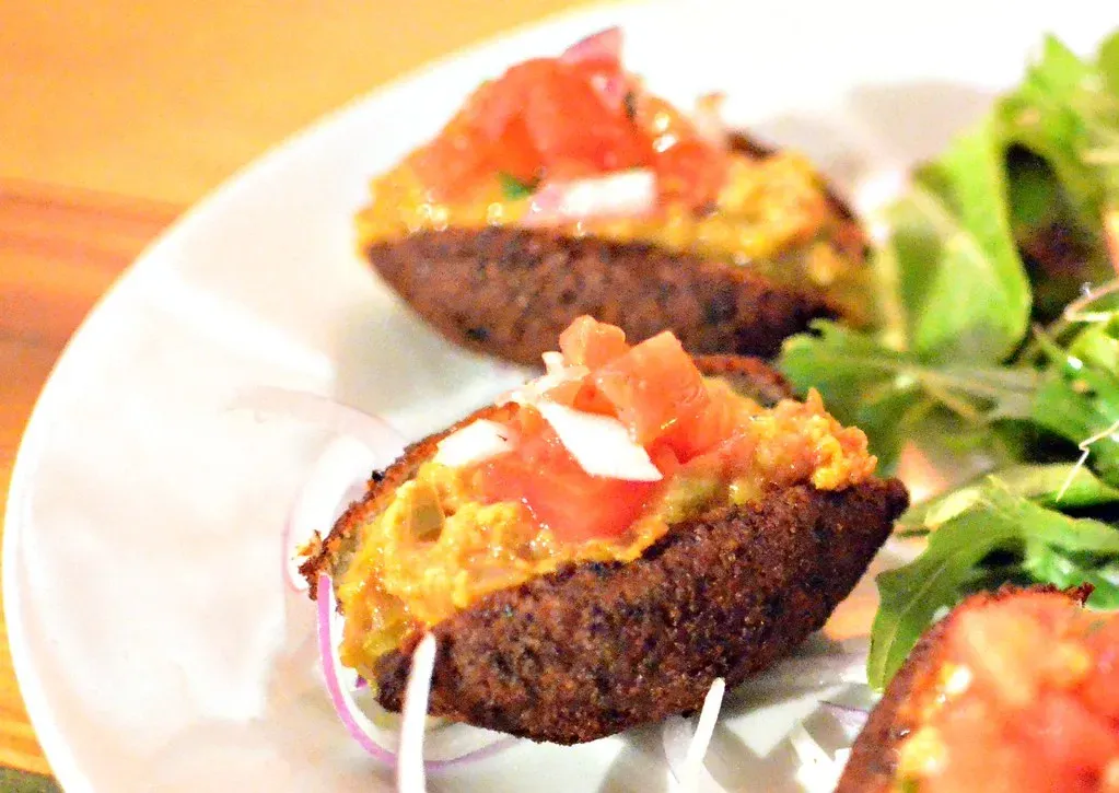 Acarajé from Bahia, Brazil (Image Credits: Flickr)