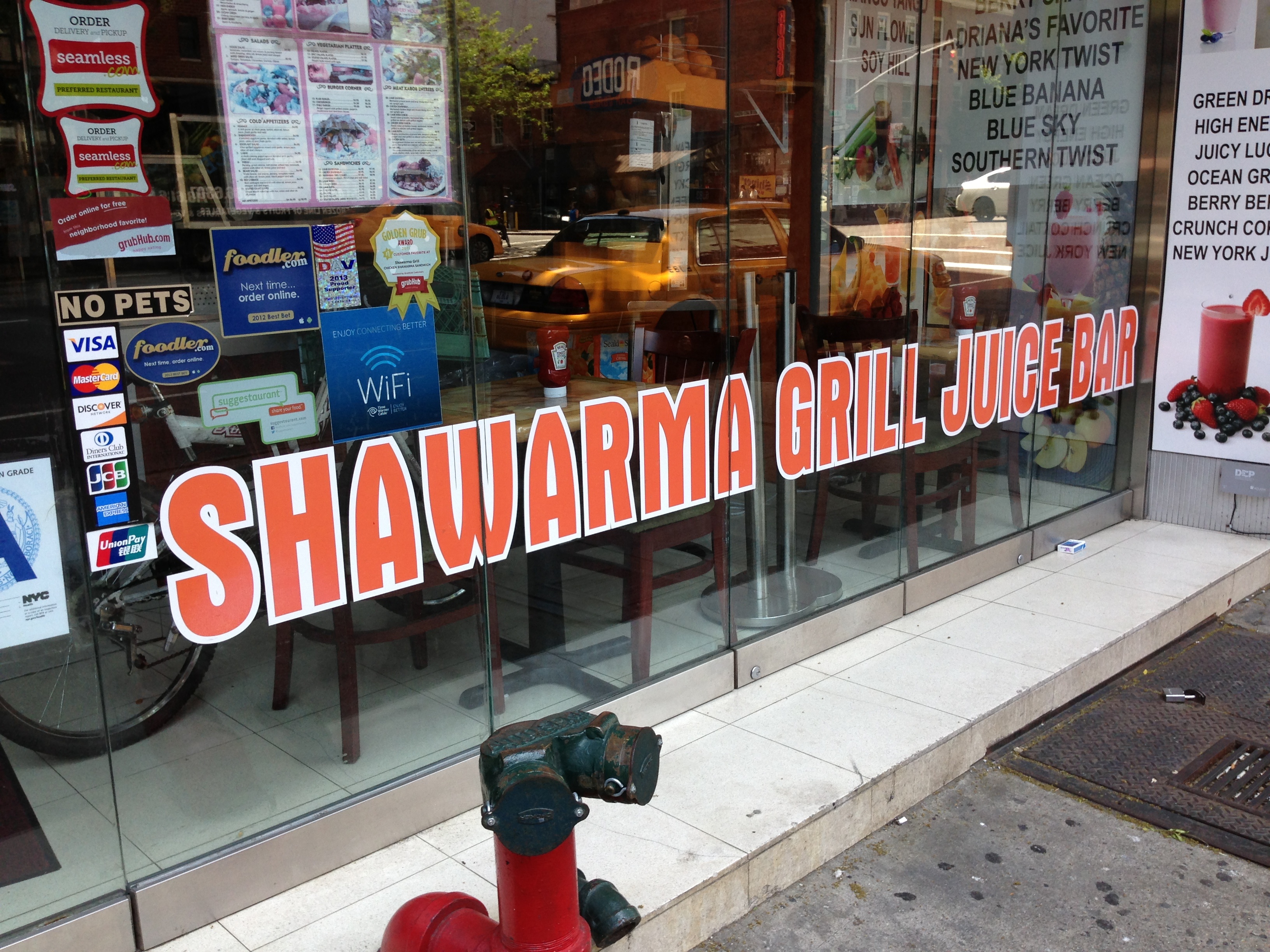 Checking Restaurant Hygiene Standards (image credits: By cogdogblog, CC BY 2.0, https://commons.wikimedia.org/w/index.php?curid=56990637)