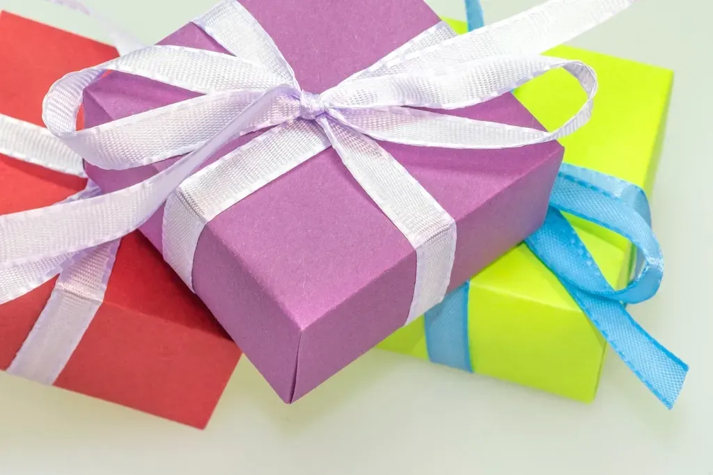 The 90-Second Sale: How Packaging Color Converts Shoppers (Image Credits: Rawpixel)