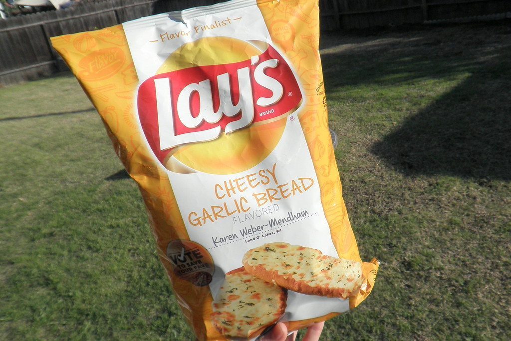 Lay's Cheesy Garlic Bread (Image Credits: Flickr)