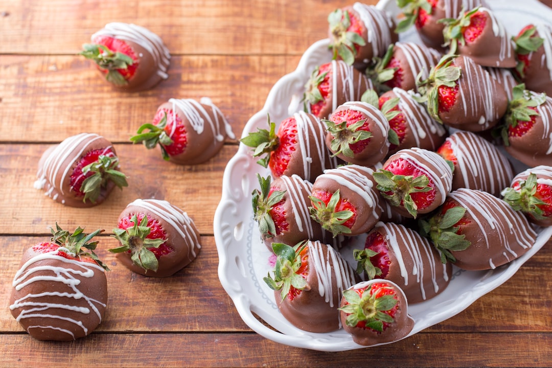 Strawberries Dipped in Chocolate (image credits: unsplash)