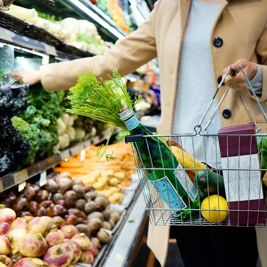 The Real Monthly Grocery Spending Numbers (Image Credits: Unsplash)