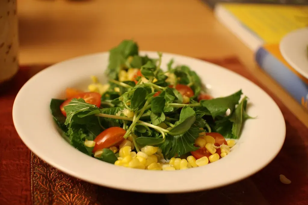 Dishes Loaded with Microgreens That Cost Pennies (Image Credits: Flickr)