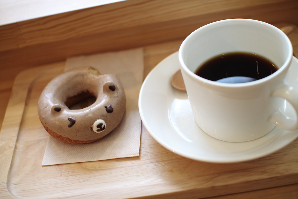 Drowning in Premium Coffee Shop Visits (image credits: flickr)