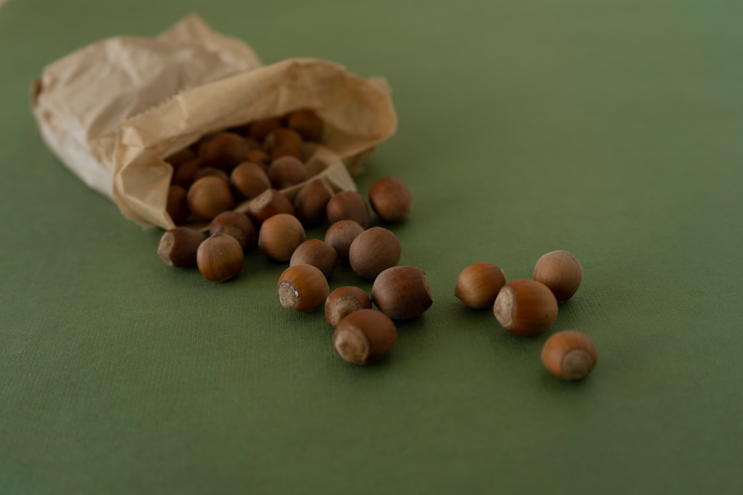 Hazelnut Flour: Distinctive Flavor and Antioxidant Power (image credits: unsplash)