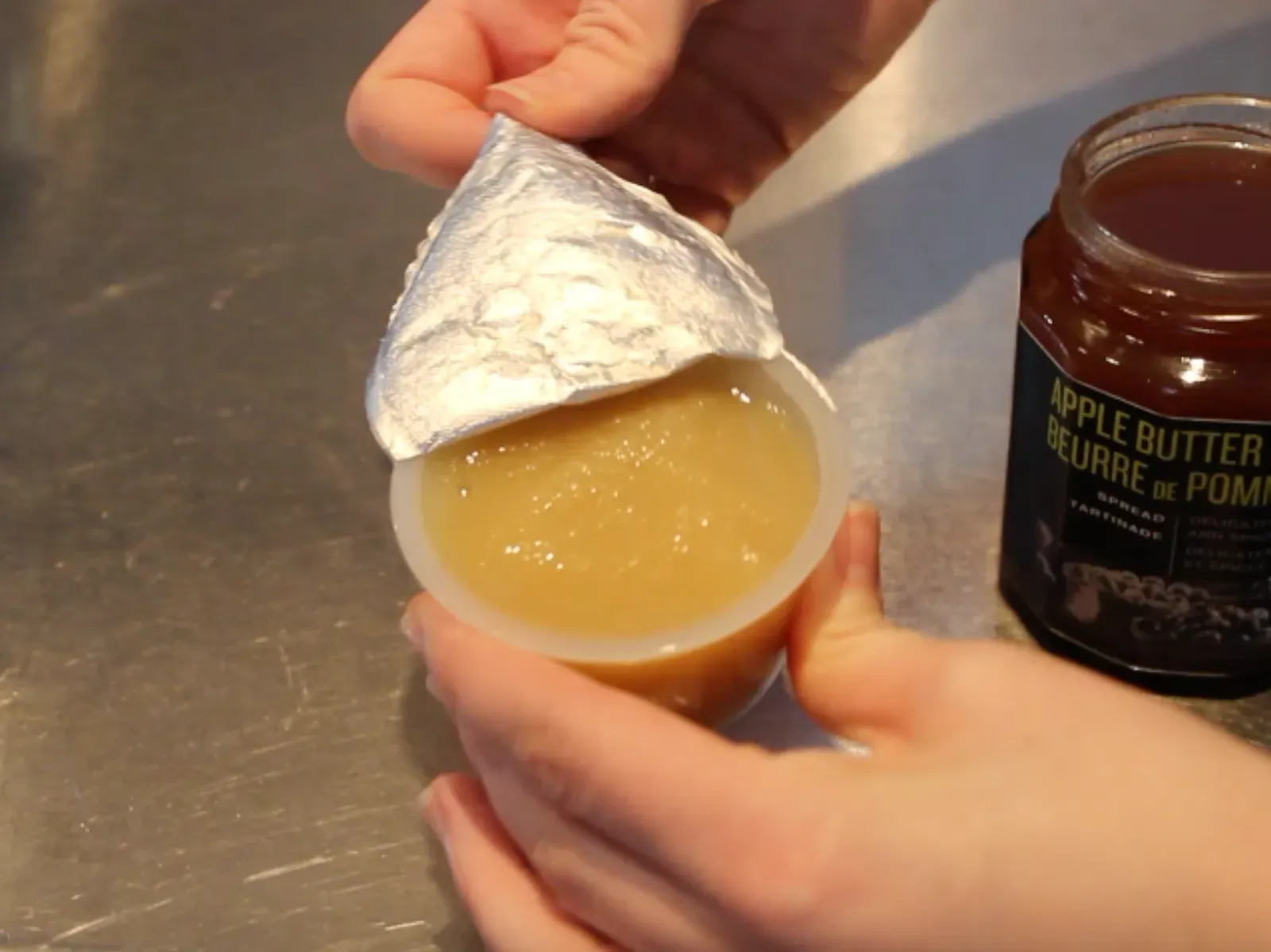 Mounting Sauces with Cold Butter (Image Credits: Wikimedia)