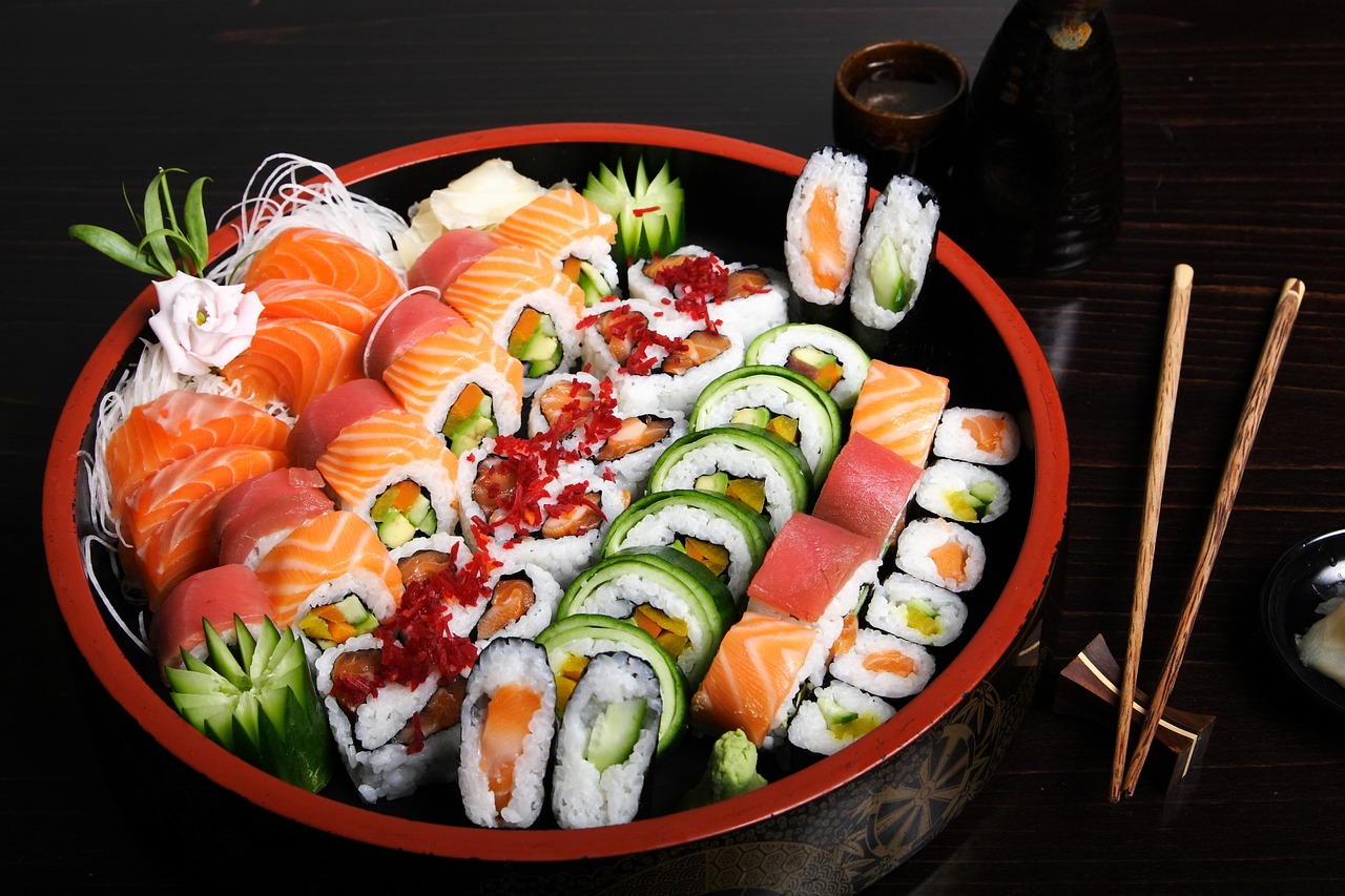 Raw Sushi and Sashimi (image credits: pixabay)