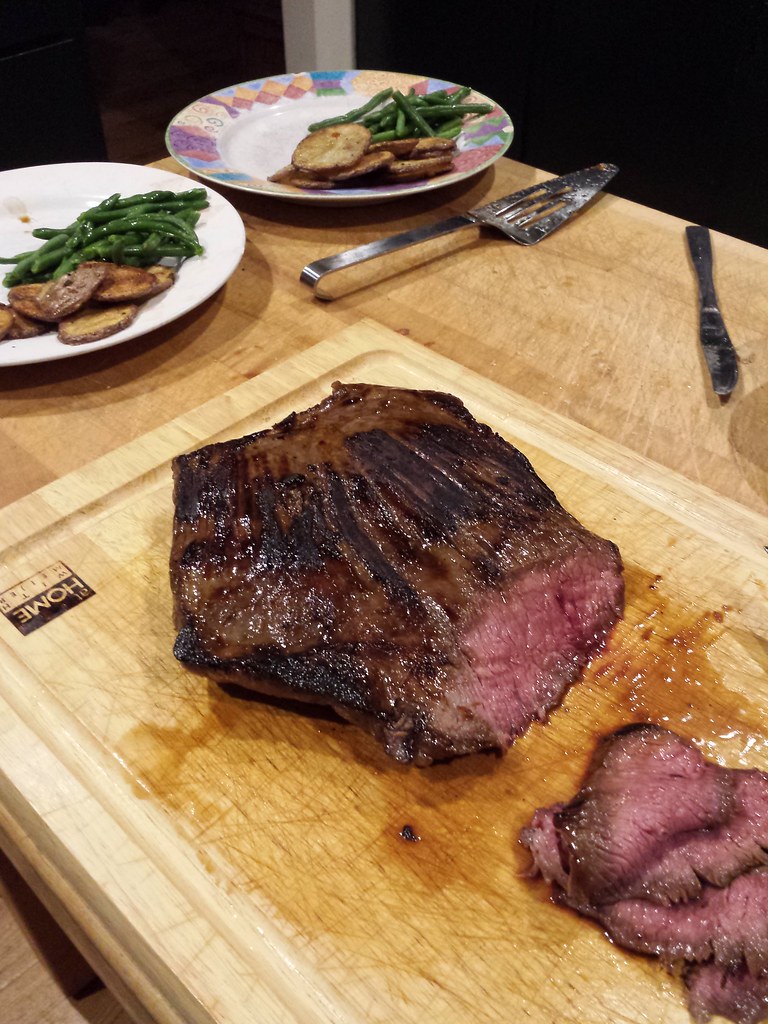 Steak Thickness Varies Based on Cooking Temperature Preferences (Image Credits: Flickr)