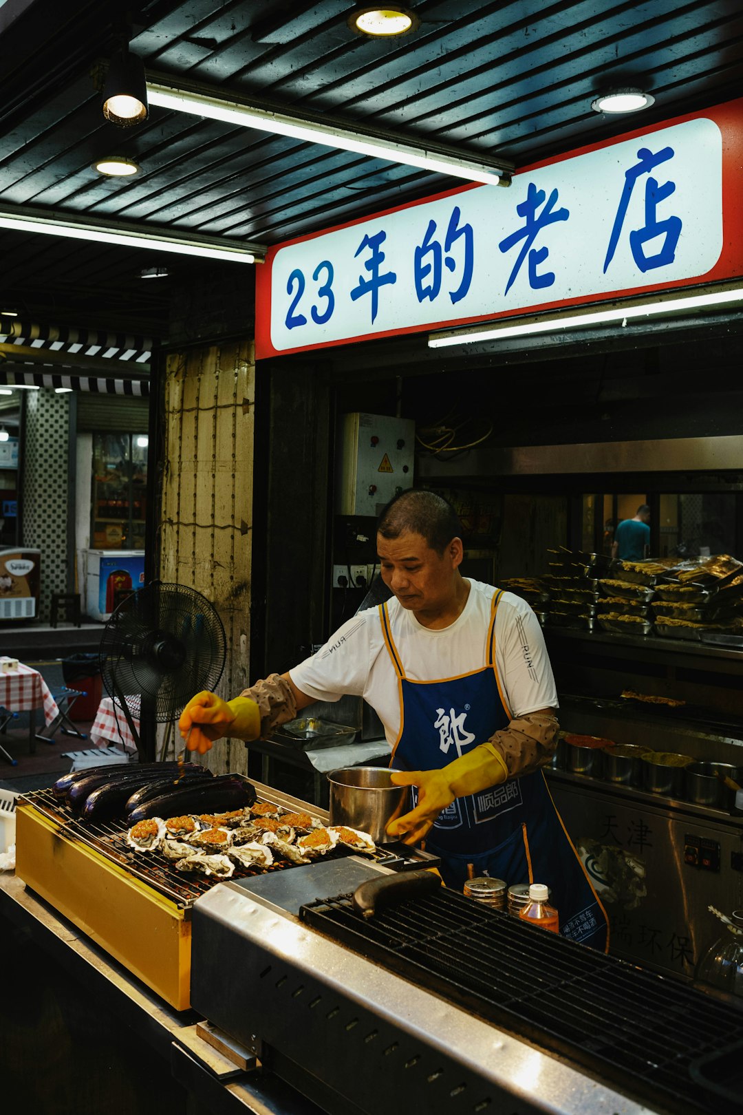 Japanese Takoyaki: Osaka's Gift to Global Street Food (image credits: unsplash)