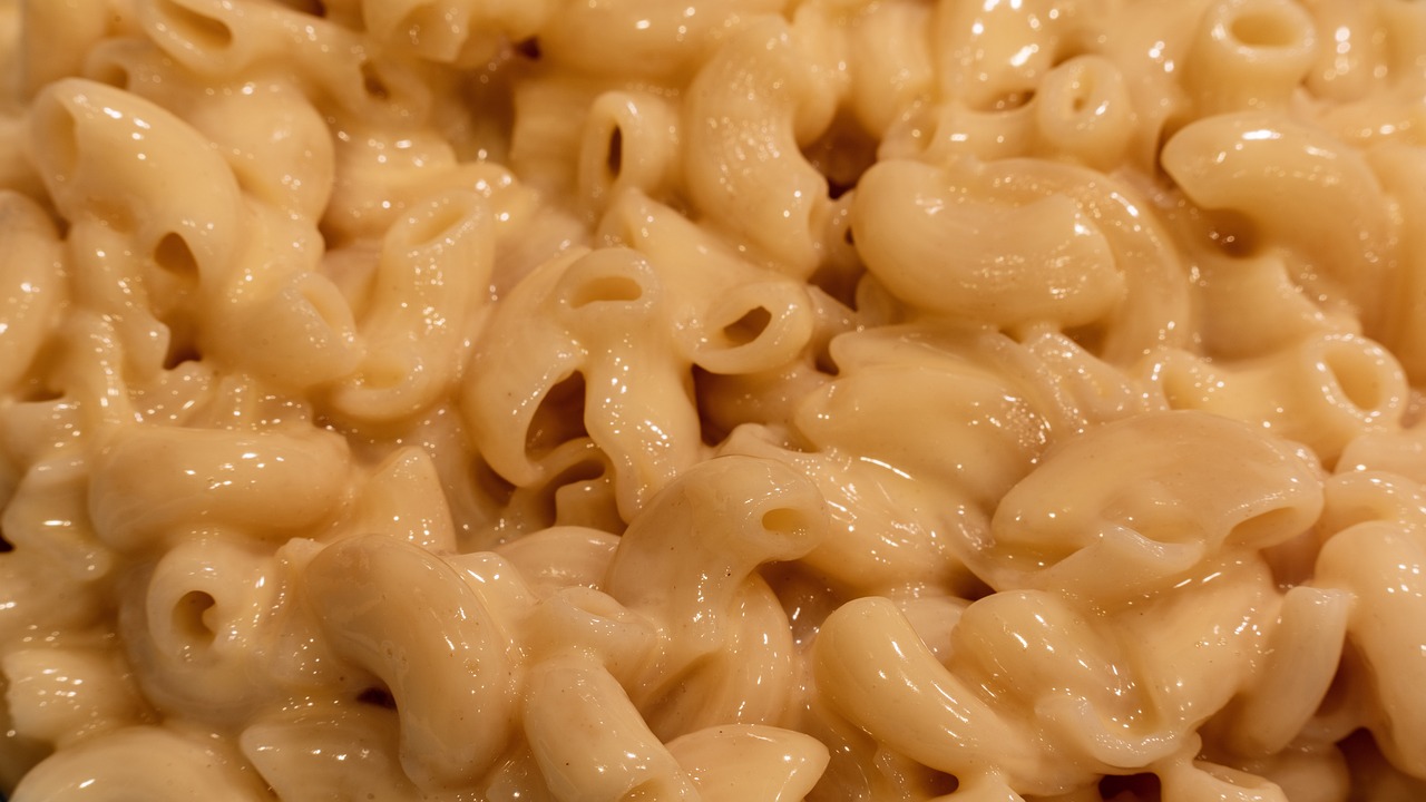Macaroni and Cheese: A Guilt-Free Indulgence (image credits: pixabay)