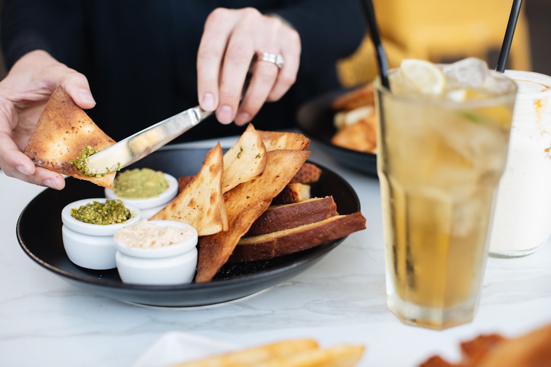 When Should You Eat Breakfast? (image credits: unsplash)
