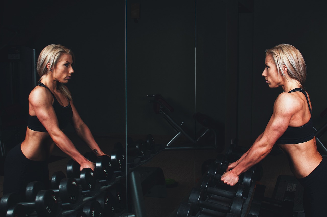 Why Your Favorite Instagram Fitness Guru Might Be Leading You Astray (image credits: pixabay)