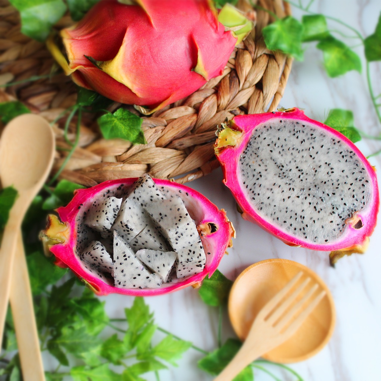 Exotic Fruits (image credits: pixabay)