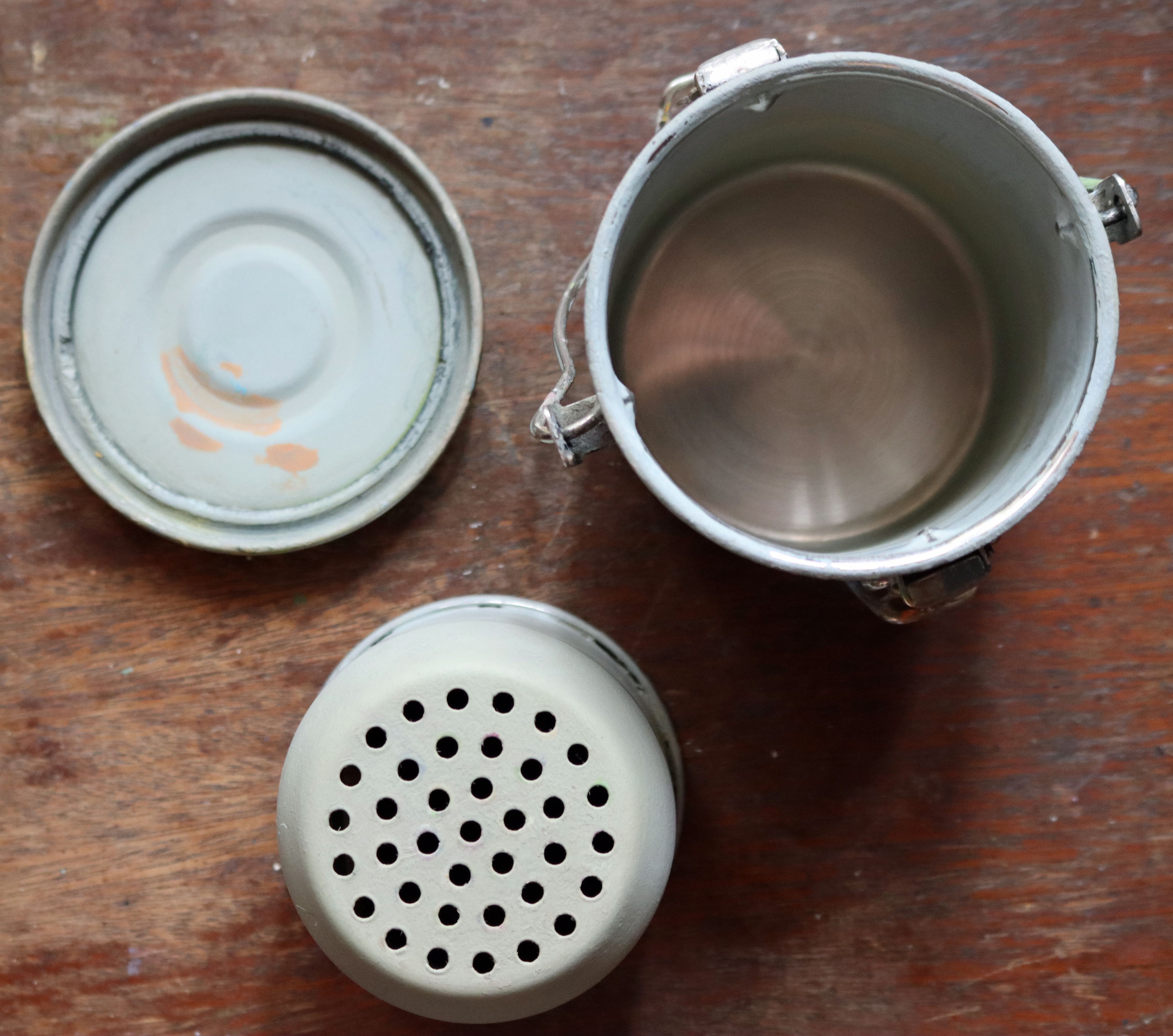 Your Storage Containers Aren't as Clean as You Think (image credits: wikimedia)