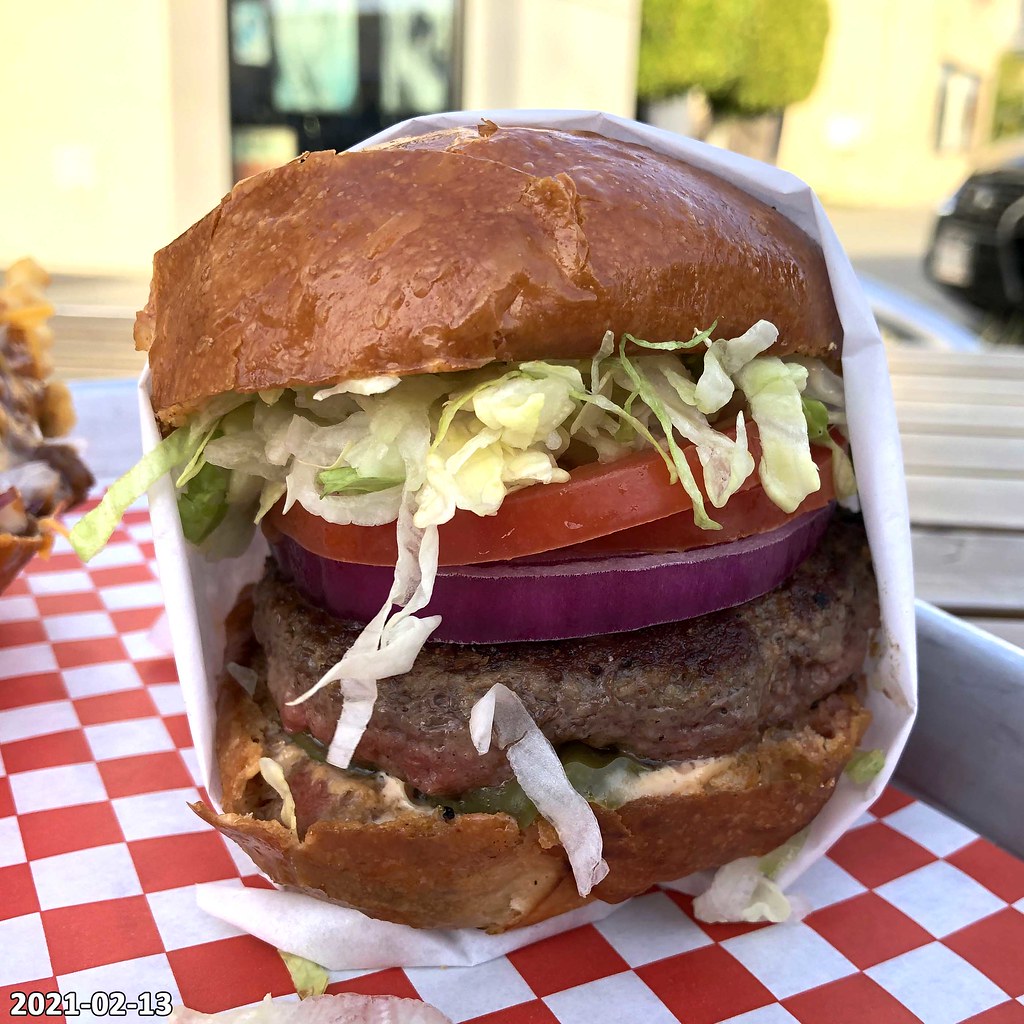 Pie 'n Burger in Pasadena, California (image credits: flickr)