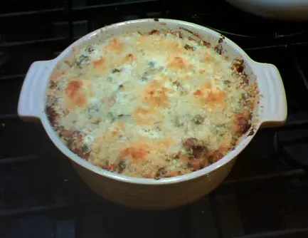 Tuna Noodle Casserole (Image Credits: Wikimedia)