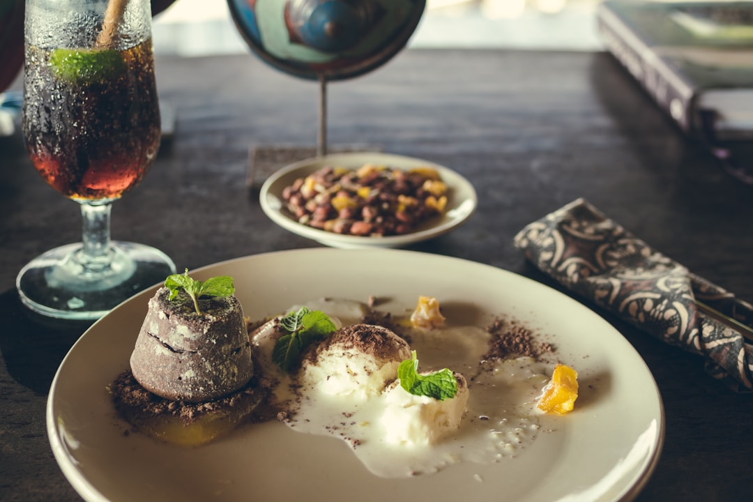 Large Portions Before Bed (image credits: unsplash)