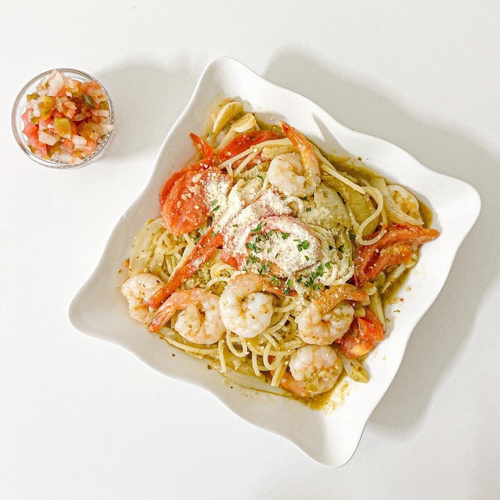 Savor Seafood Options (image credits: wikimedia)