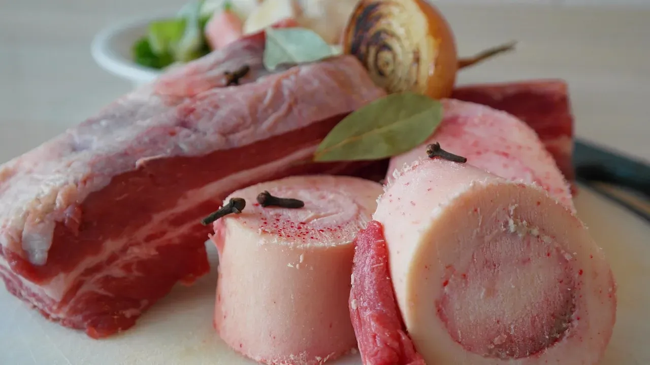 Bone Marrow or Beef Tartare: The Underrated Starters (Image Credits: Pixabay)