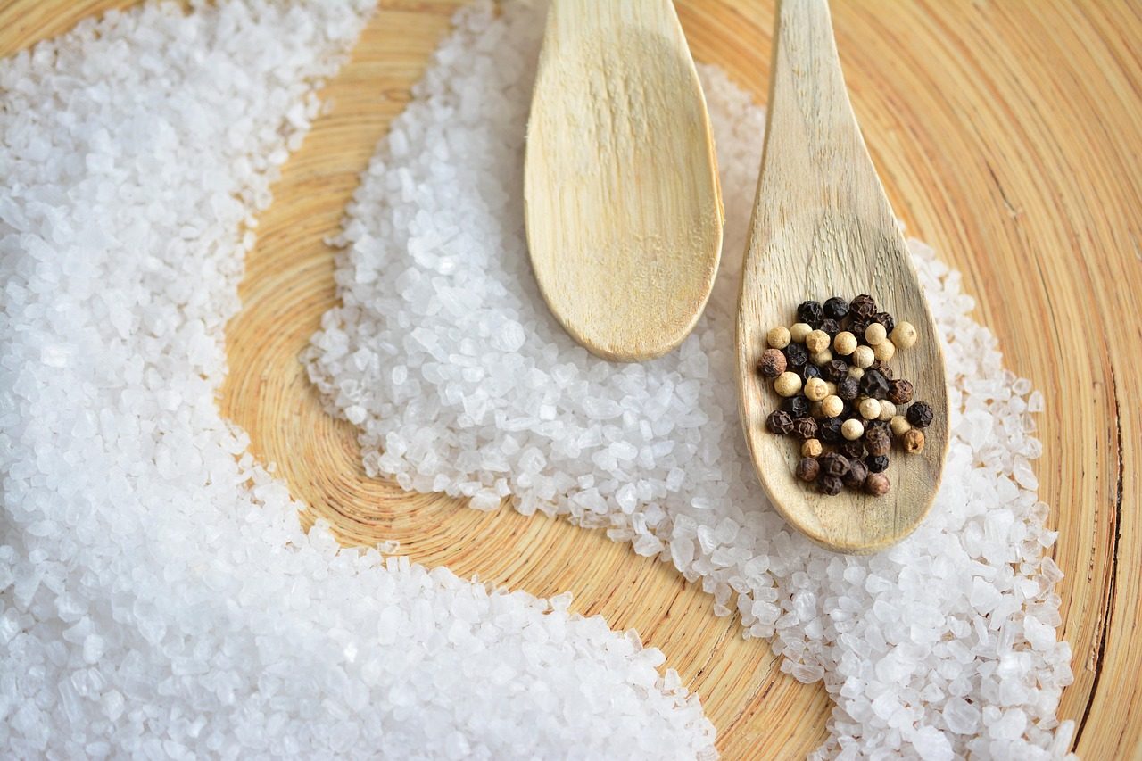 Natural Salt Preservation and Flavor Development (Image Credits: Pixabay)