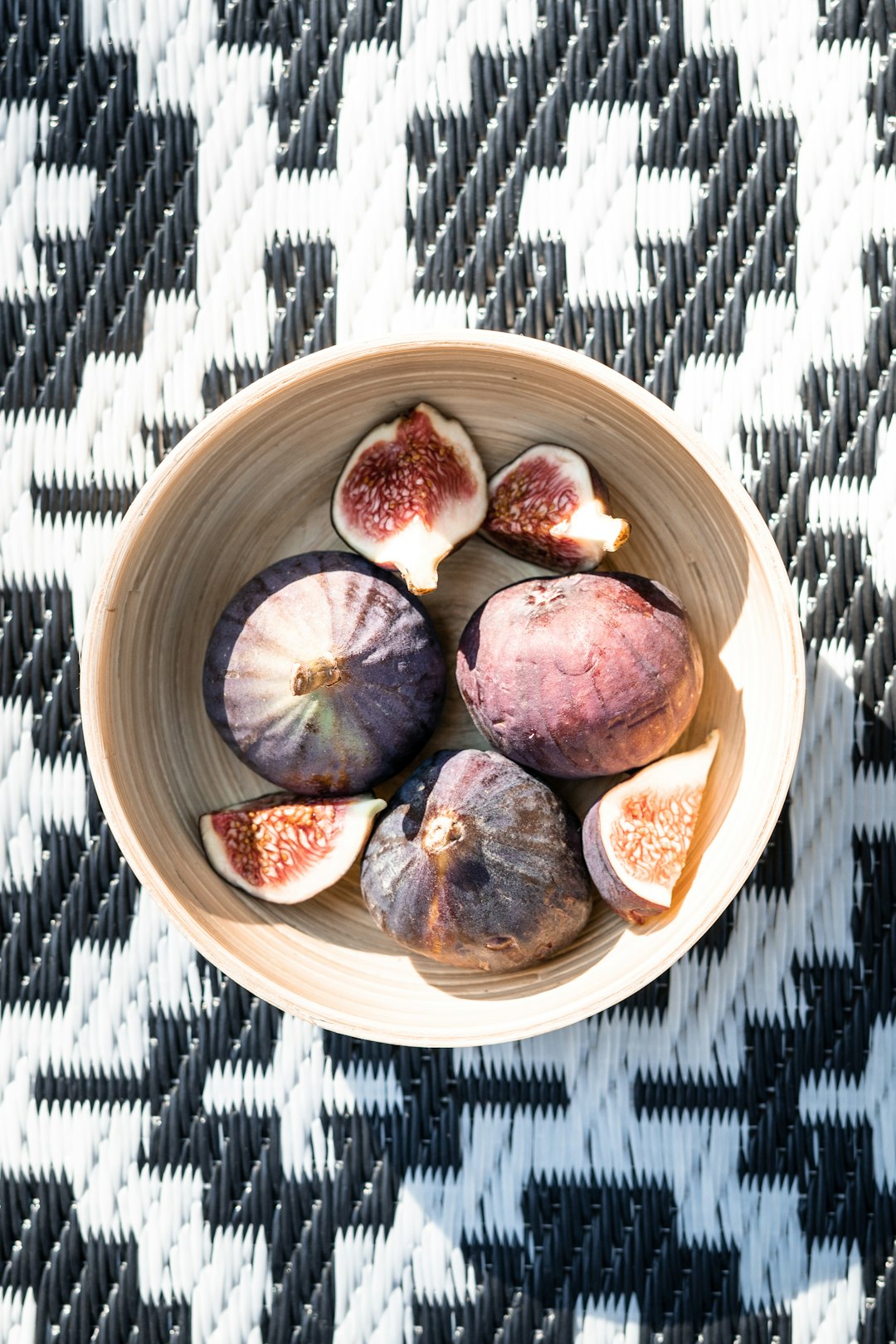 Figs: Sweet and Calcium-Packed (image credits: unsplash)