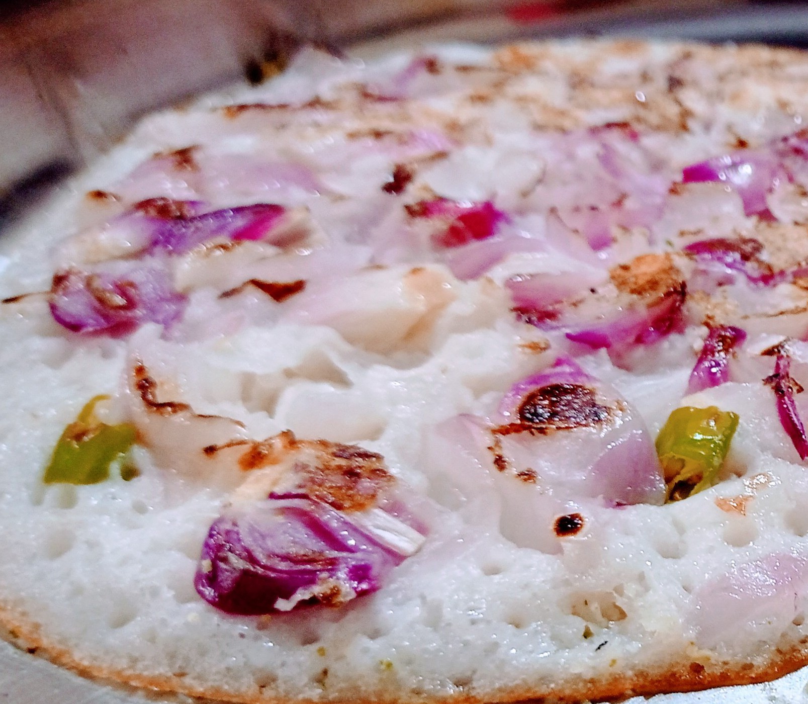 2. Onions: Layered with Flavor (image credits: wikimedia)