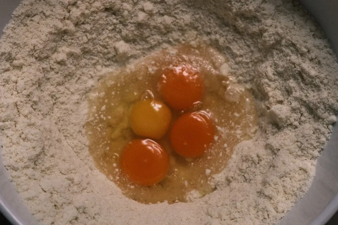 7. Raw Or Undercooked Egg Specialties And Meringue Desserts (Image Credits: Unsplash)