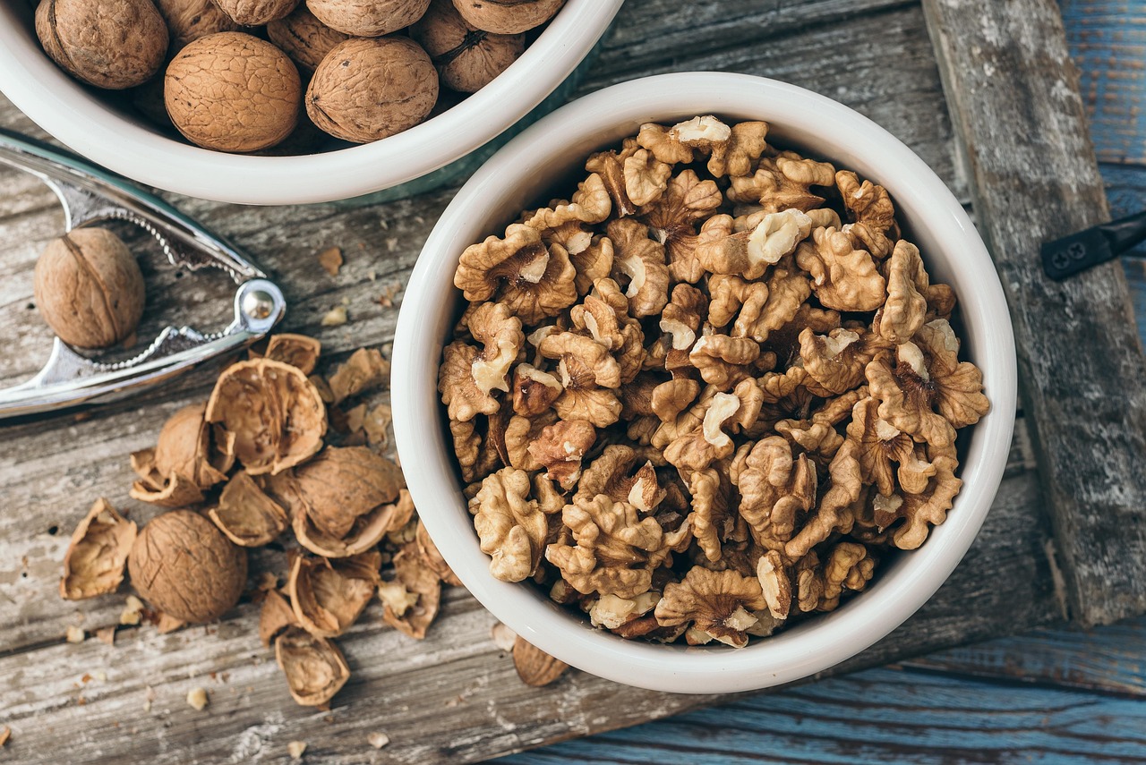 Walnuts (image credits: pixabay)