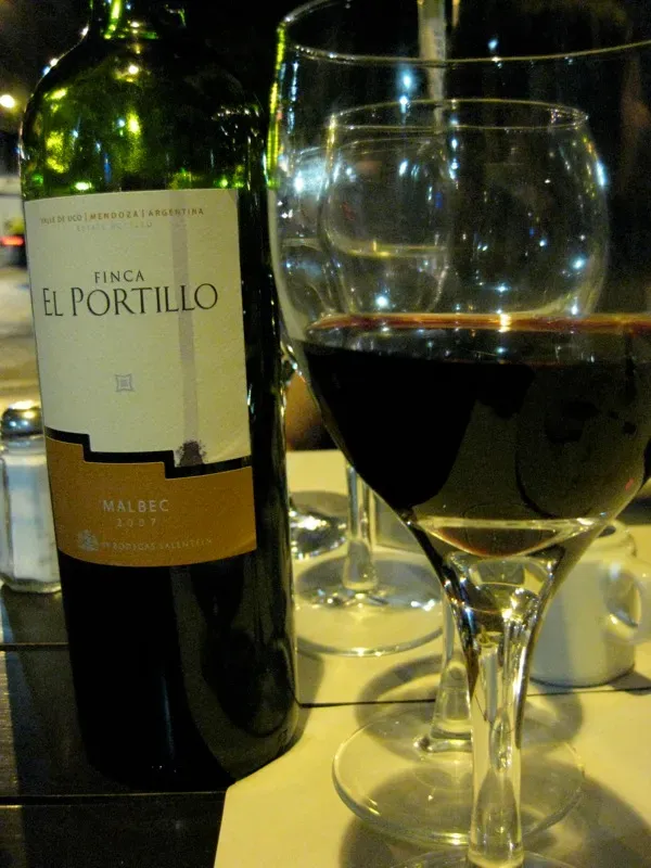 The Cheapest Wine Might Actually Be Better (Image Credits: Wikimedia)