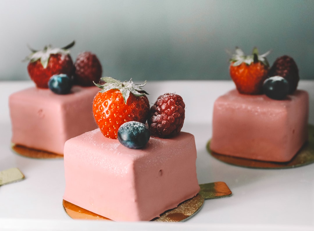 The Rise of Mini Cakes in Modern Bakeries (image credits: unsplash)