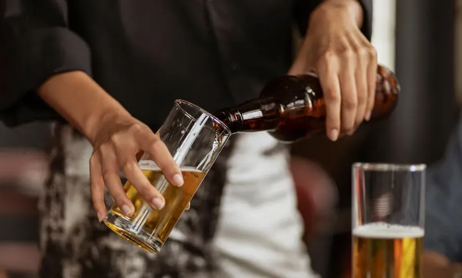 1. Ordering a Simple Bottled Beer: The Classic Low-Tipper Signal (Image Credits: Pexels)