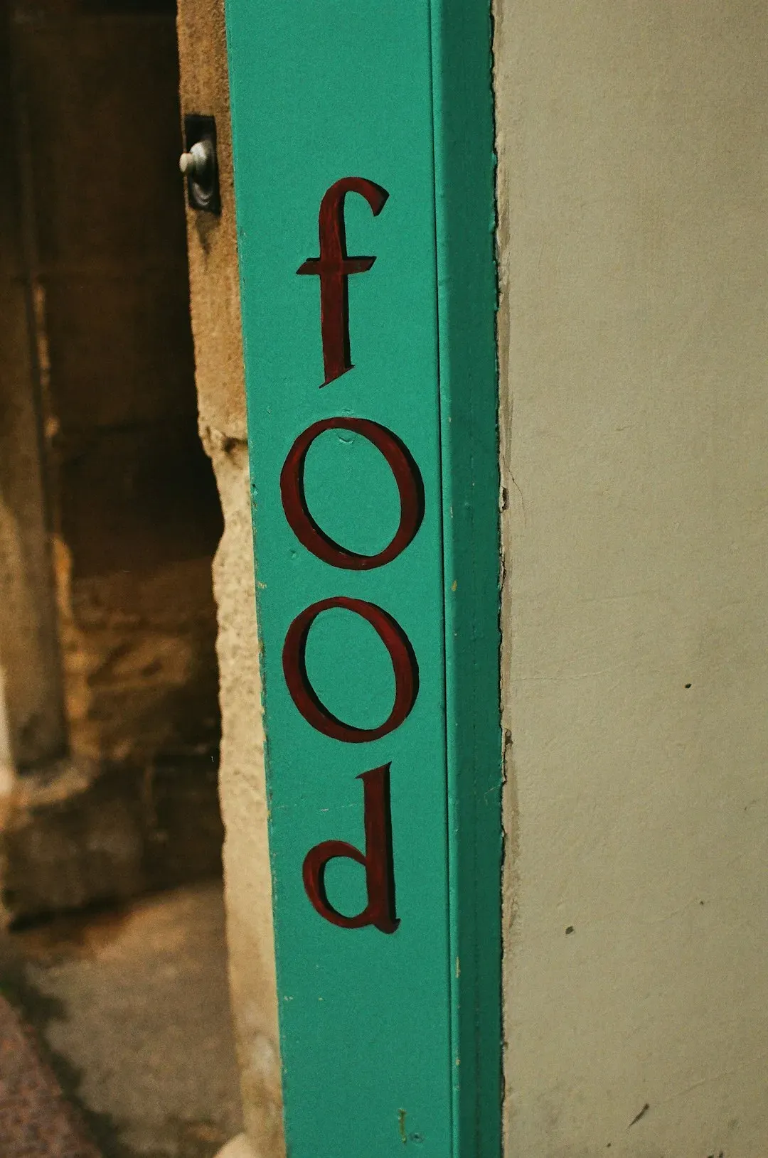 The Affordability Trap That Keeps You Stuck (Image Credits: Unsplash)