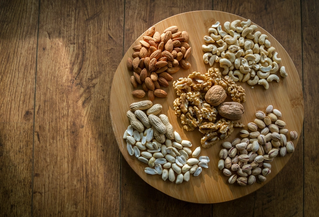 Nuts and Seeds (image credits: rawpixel)